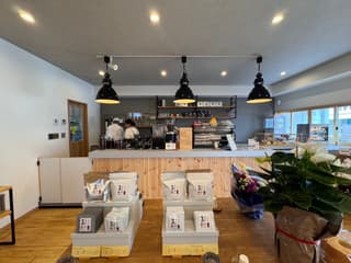 三瓶珈琲＆蜜やきいもiimo（イイモ）