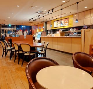 カフェ・ベローチェ 厚木中町店