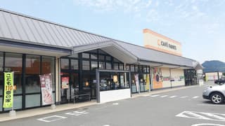 カフェファディ山口店