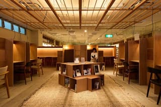 書院 SHOIN 近鉄奈良駅すぐのブックカフェ