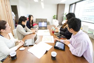 神戸三宮シェアオフィス＆コワーキングスペースcoloco