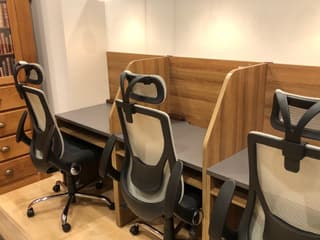 ワーク＆スタディスペース「MANAbee」