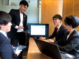 コワーキングスペースinスーパーホテルPremier赤坂