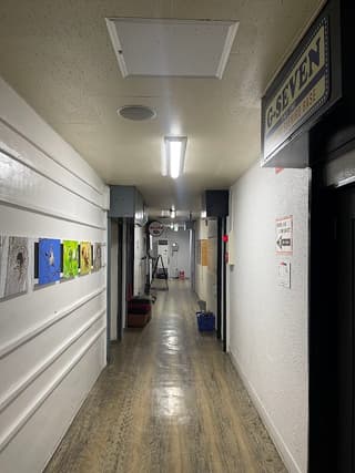 CoWorkingBar Yorucowa （コワーキング＋バー ヨルコワ ）