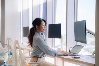 howlive イオンモール沖縄ライカム店