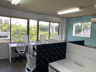 Jishuben Desk with Math books