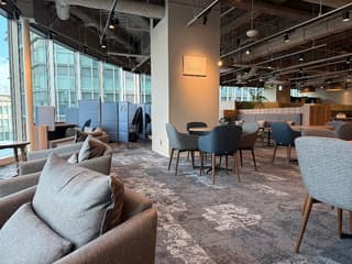 ライカワークラウンジ