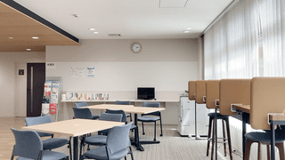 内灘町産業支援センター ＵＭＩ+（ウミダス）