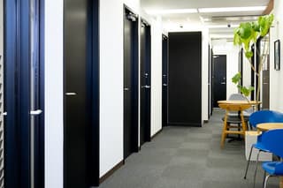 シェアオフィス２４