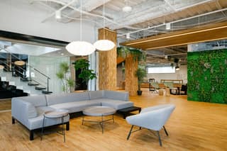 金沢のシェアオフィス・コワーキングスペース LIFE GARDEN