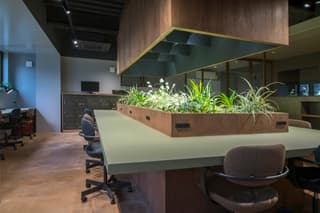 新城WORK(コワーキングスペース)