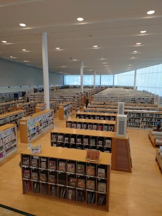 那珂市立図書館
