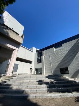 群馬県立図書館