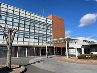 桐生市立新里図書館