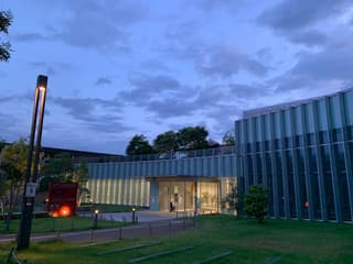 神戸市立東灘図書館