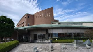 富士市立中央図書館