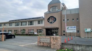 静岡市立清水興津図書館