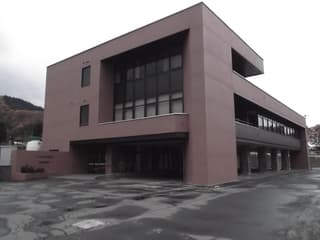 二戸市立図書館