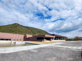 福島県立図書館