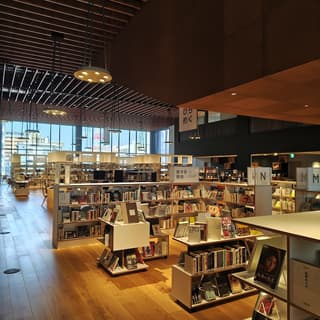 長岡市立 互尊文庫