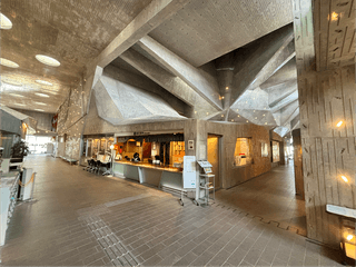 新潟市立亀田図書館