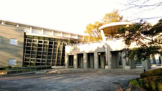 津市安濃図書館