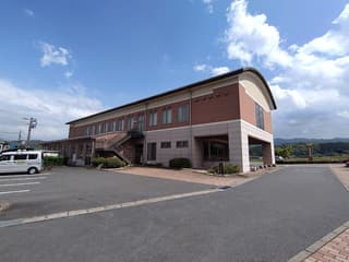 倉吉市立せきがね図書館