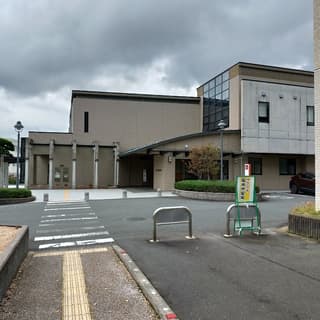 山口市立小郡図書館