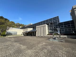徳島県立図書館
