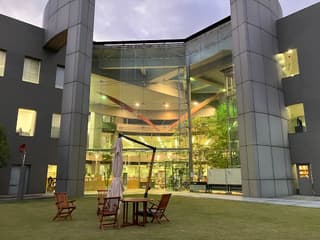 今治市立中央図書館