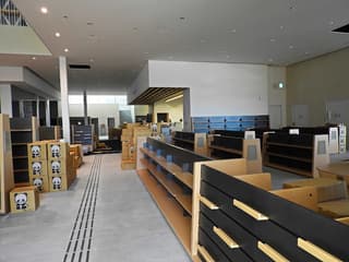 土佐市立市民図書館