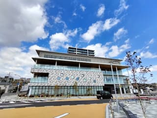 亀山市立図書館