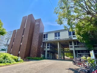 平塚市中央図書館