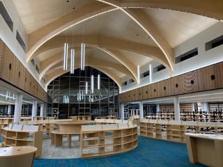 五島市立図書館