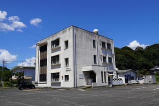 西海市立西彼図書館