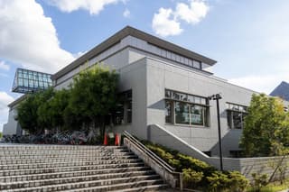 千葉市 緑図書館