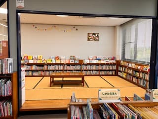 合志市立 ヴィーブル図書館