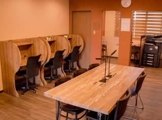 勉強カフェ神戸三宮駅前スタジオ