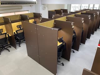 横浜自習室（自習室倶楽部）