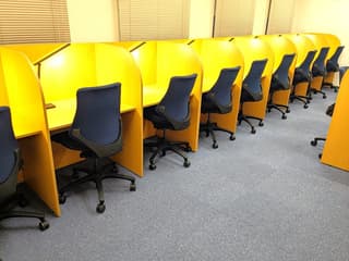 自習室 わたしの机 岡山駅前