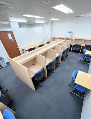 大学受験のための自習室Study Library王寺本館