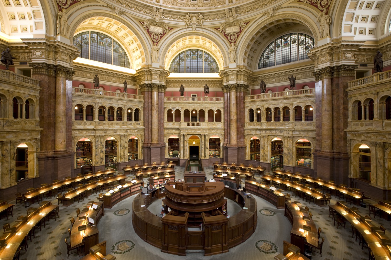 アメリカ議会図書館 トマス・ジェファソン館（アメリカ・ワシントンD.C.）の図書館の写真