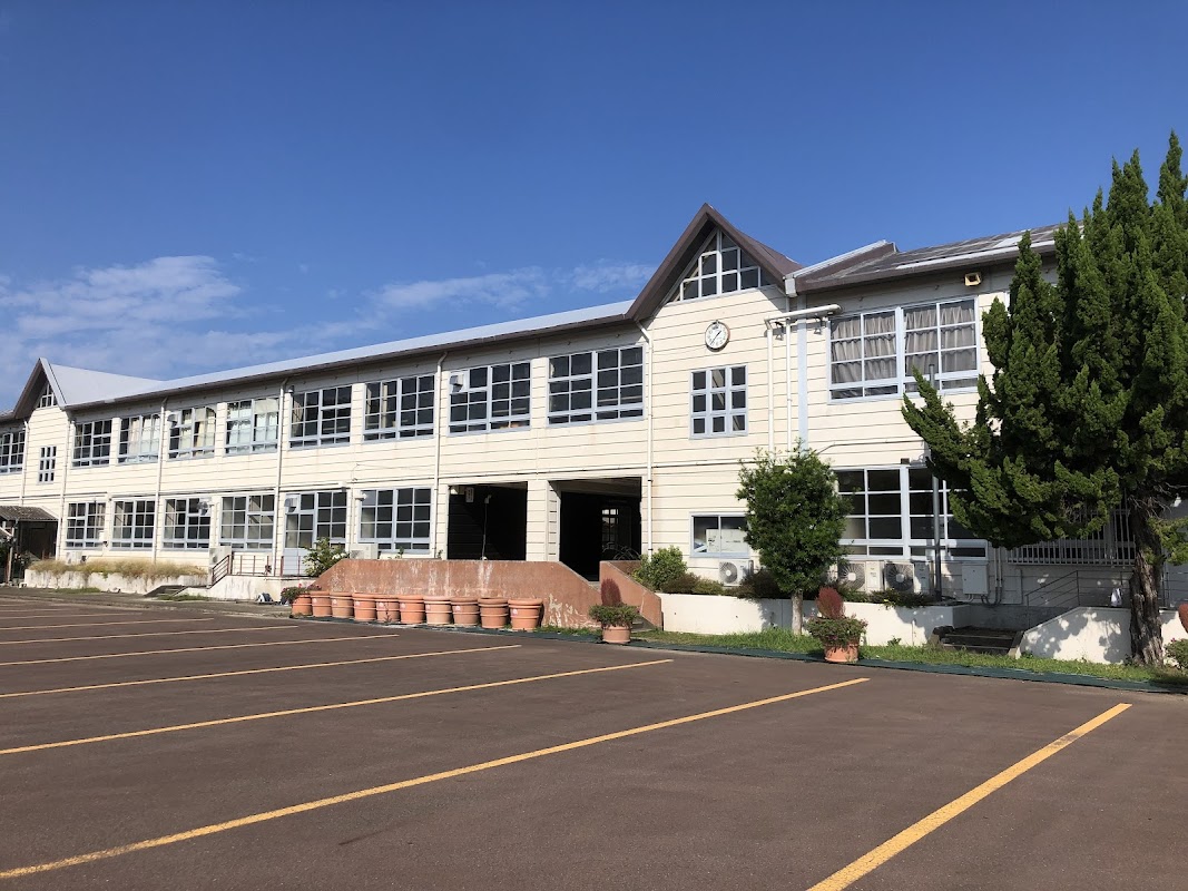 Artist Cafe Fukuoka (アーティストカフェフクオカ)