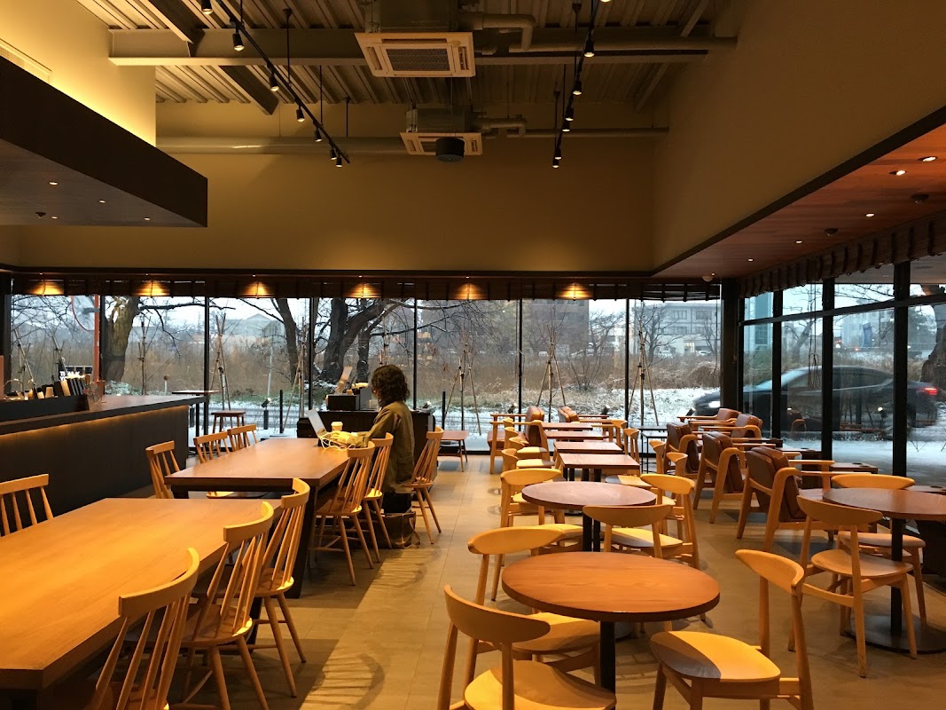スターバックス コーヒー 新潟紫竹山店