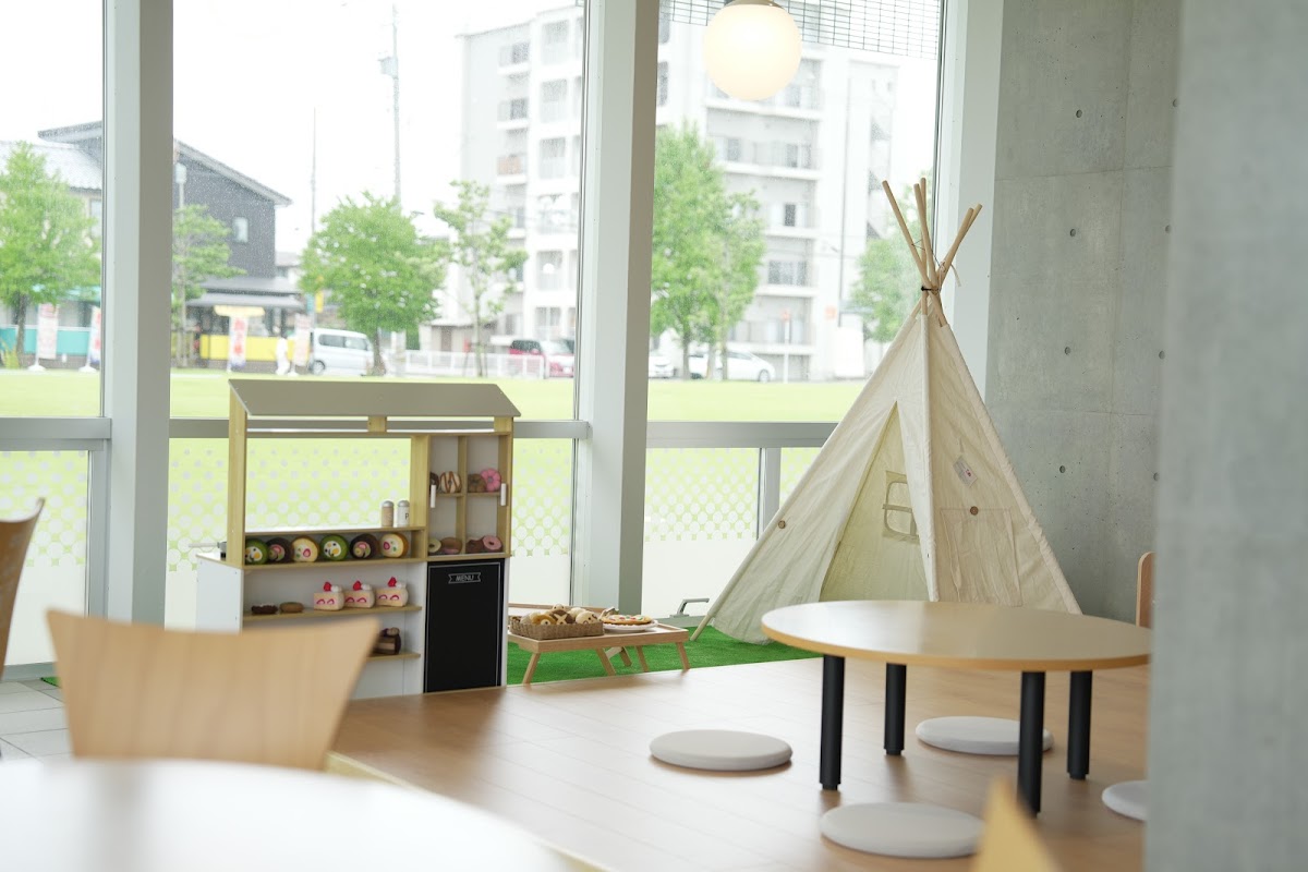 Cafe DOT