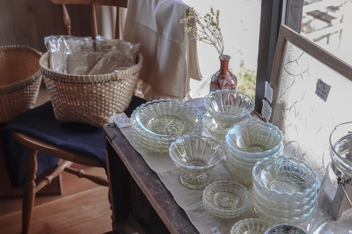 喫茶とちょうど品 エントワ