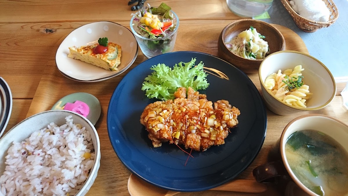 CAFE HOME カフェ ホーム