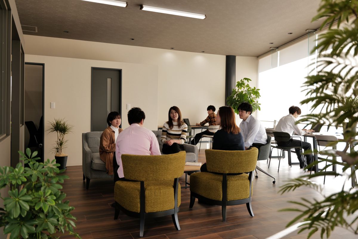 Connected Studio i/HUB