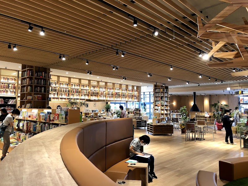 ドトールコーヒーショップ ＴＳＵＴＡＹＡ ＢＯＯＫＳＴＯＲＥ藤の木