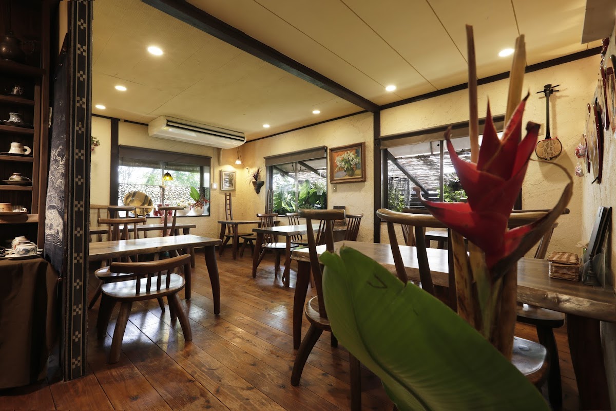 土〜夢ごはんカフェ 西崎店（ドーム）